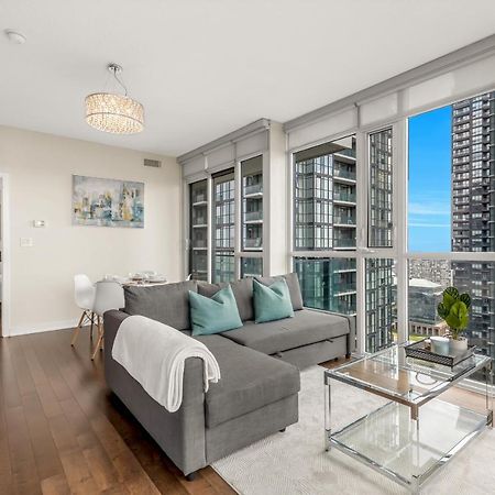 Ultra Luxurious 2.5 Bedroom 2 Full Bathroom 1 Parking Condo Near Sq1 Striking Views Mississauga Zewnętrze zdjęcie